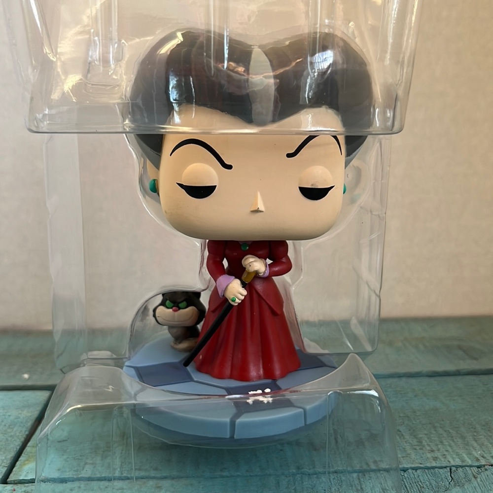 POP Lady Tremaine